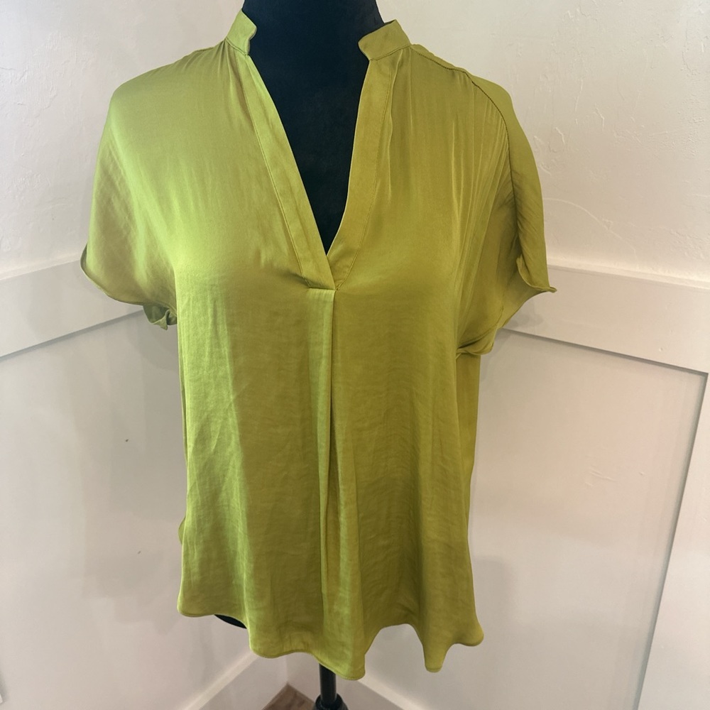 Elegant Green Women's Top